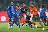 عکس| حامد لک دنبال گل به استقلال بود!