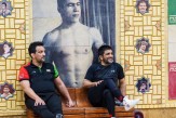 دبیر دخالتی ندارد، خودم با او مشورت می کنم چون از نظرفنی بالاتر از همه است