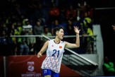 رسوایی تاریخی در والیبال دختران؛ کاپیتان مرد از آب درآمد! +عکس