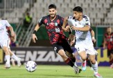 صدرنشین فوتبال ایران همچنان شگفتی‌ساز!/ خیبر برد و استقلال متوقف شد