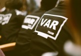 تغییر بزرگ و گسترده در داوری فوتبال/ تغییر مهم در ضربه پنالتی و مداخله VAR در کرنر و کارت زرد
